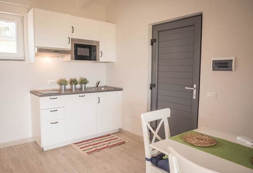 Апартаменты 1 Спальня Вид на Сад, Podere N°8 Agriturismo In Maremma