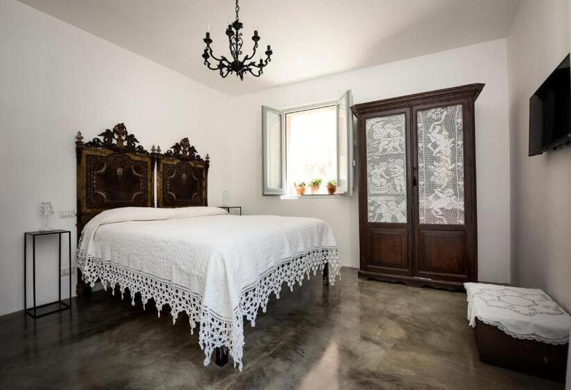 اتاق سوپریور, Sanbartolomeo Casa & Putìa