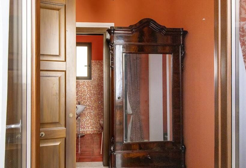 Трехместный Номер Классика, Dimora La Torre Room