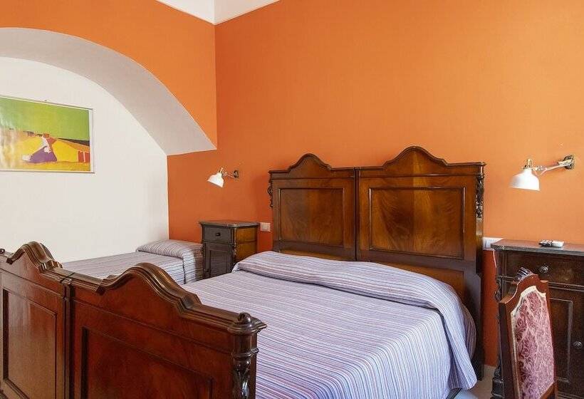 Трехместный Номер Классика, Dimora La Torre Room