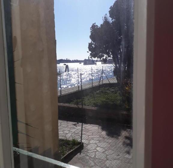 Quarto Estandar, Casa Sulla Laguna