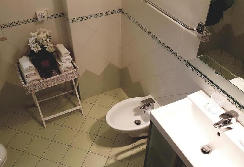Студия Стандарт, Salvia E Rosmarino   Affittacamere In Liguria
