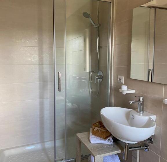 Студия Стандарт, Agriturismo Azzarone