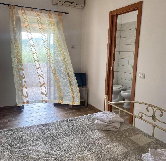 Номер Стандарт с Балконом, Agriturismo Azzarone
