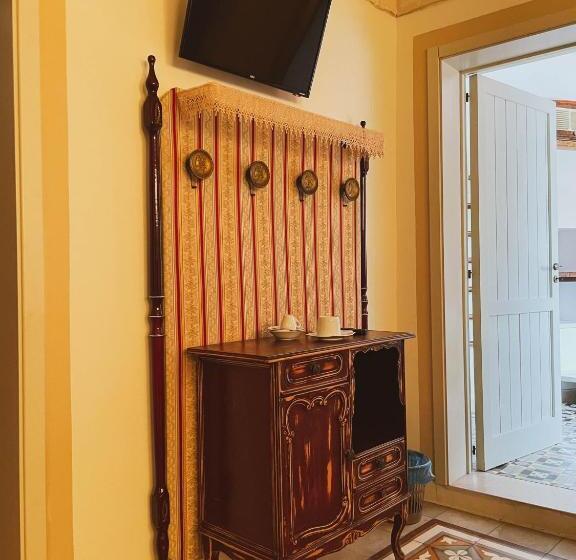 带按摩浴盆的套房, Novecento Room And Breakfast Puglia