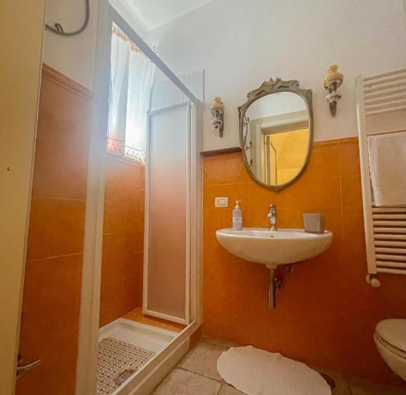 غرفة ديلوكس ثلاثية, Novecento Room And Breakfast Puglia
