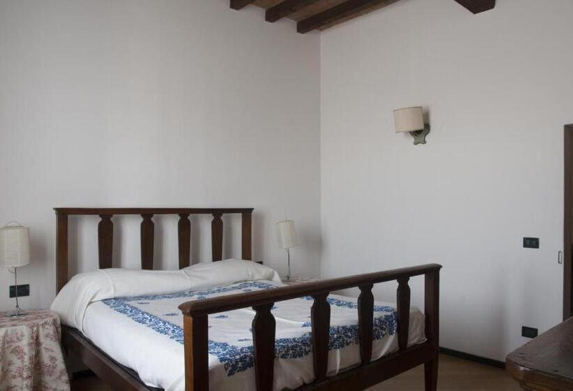 Апартаменты 3 Спальни, Palazzo Turro Bed & Breakfast