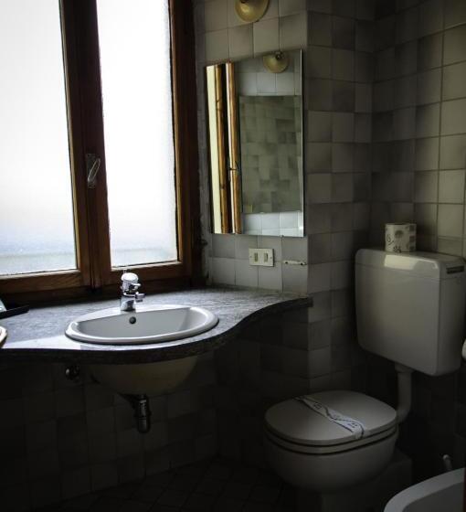 Quarto Estandar Individual, Locanda Piemonte Da Sciolla