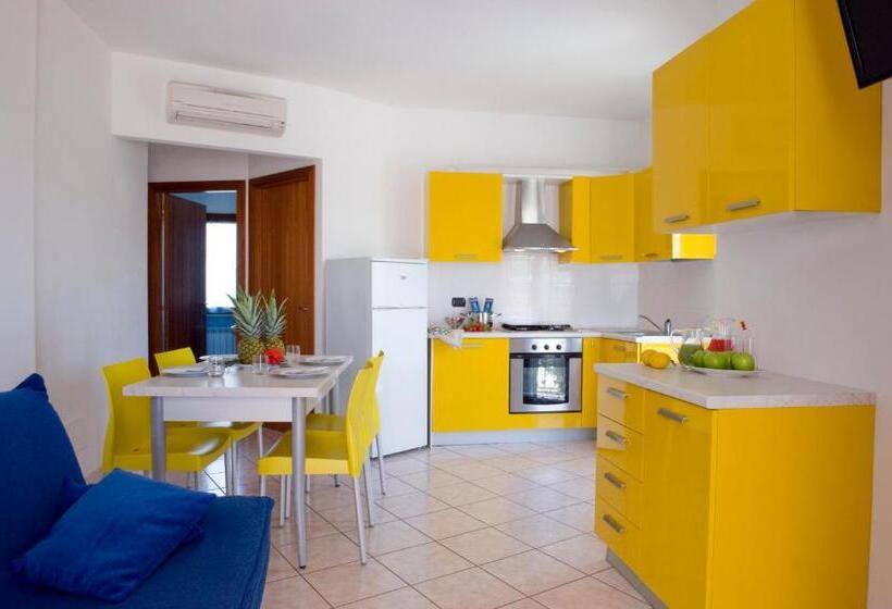 Апартаменты 2 Спальни, Residence Acquamarina