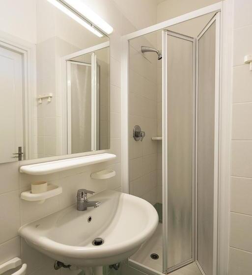 آپارتمان 2 خوابه با بالکن, Residence Capobianco
