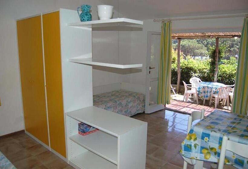 استودیوی استاندارد با چشم‌انداز دریا, Residence Capobianco