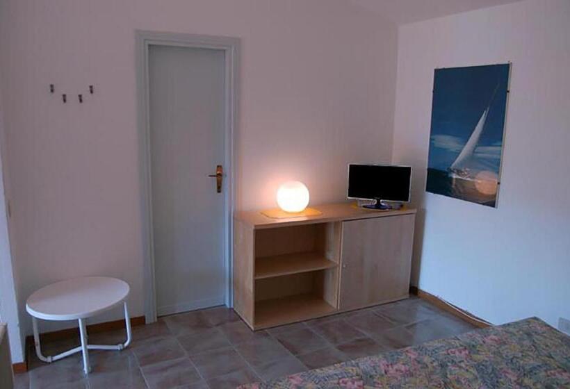 استودیو استاندارد با بالکن, Residence Capobianco