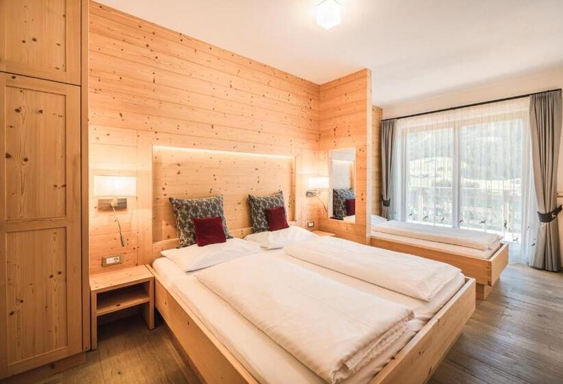 Апартаменты 3 Спальни, Chalet Residence Alpinflair