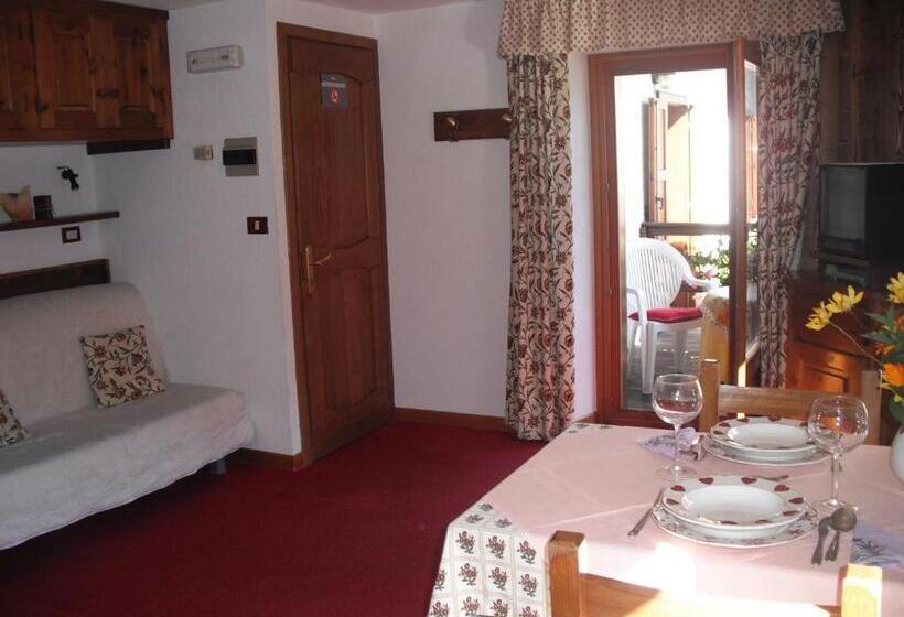استودیوی استاندارد, Residence Pavou