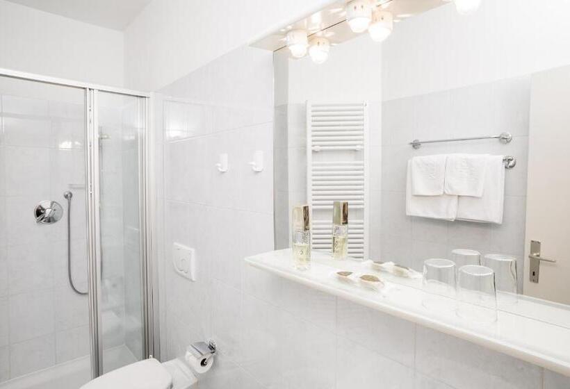 带1个卧室的公寓, Residence Désirée Classic & Design