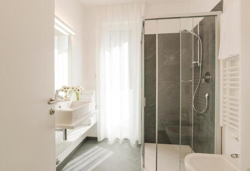 带1个卧室的豪华公寓, Residence Désirée Classic & Design