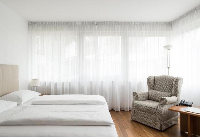 标准工作室, Residence Désirée Classic & Design