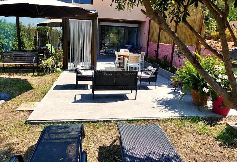 آپارتمان 1 خوابه با چشم‌انداز باغ, Rez De Villa Aspretto Lazaret