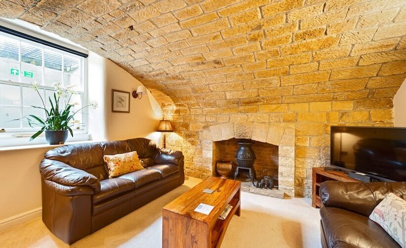 Дом 4 Спальни, Oakerthorpe Holiday Village