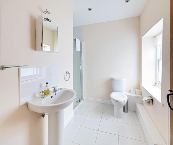 Дом 4 Спальни, Oakerthorpe Holiday Village