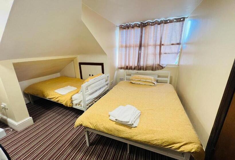 Семейный Номер, Aron Guest House