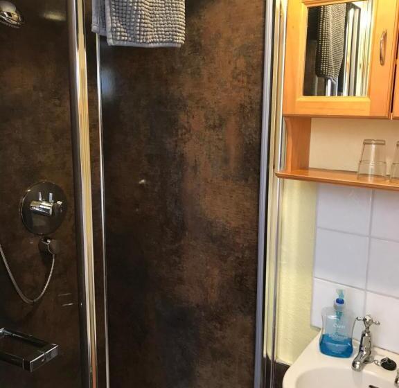 חדר סטנדרט, Carnside Guest House