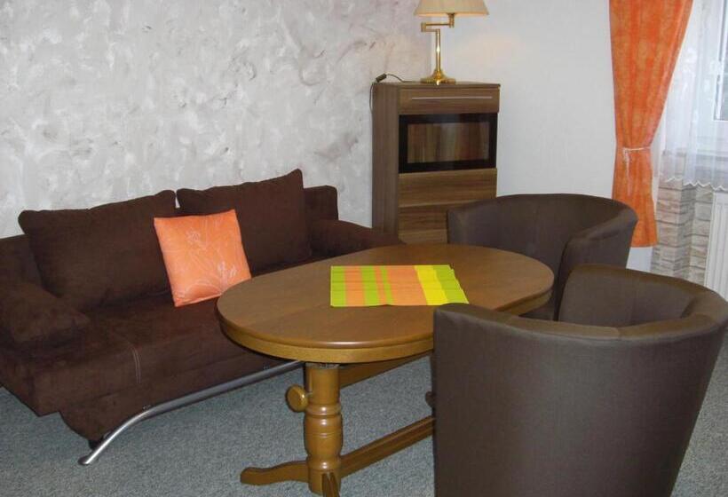 Apartamento 1 Dormitório, Pension Zum Köhler