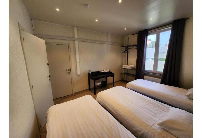 家庭间, Albert   Rooms