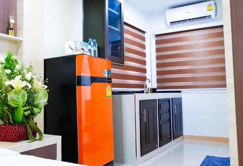 Quarto Deluxe, Walking Street Residence   Boutique Suites Near The Beach & Walking Street