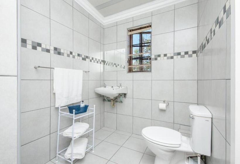 Номер Basic, Walmer Villiers Self Catering