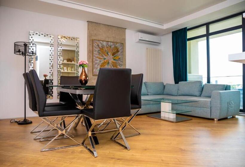 1 Bedroom Penthouse Apartment, Novum Apart