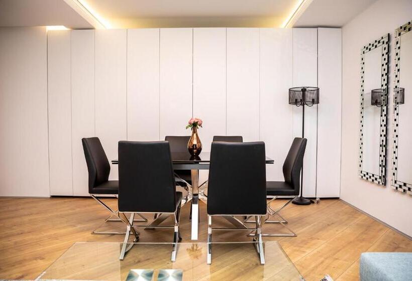 1 Bedroom Penthouse Apartment, Novum Apart