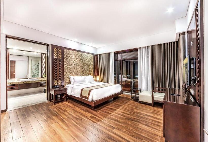 سوییت با چشم‌انداز باغ, Vietsovpetro Ho Tram Beach Resort & Spa
