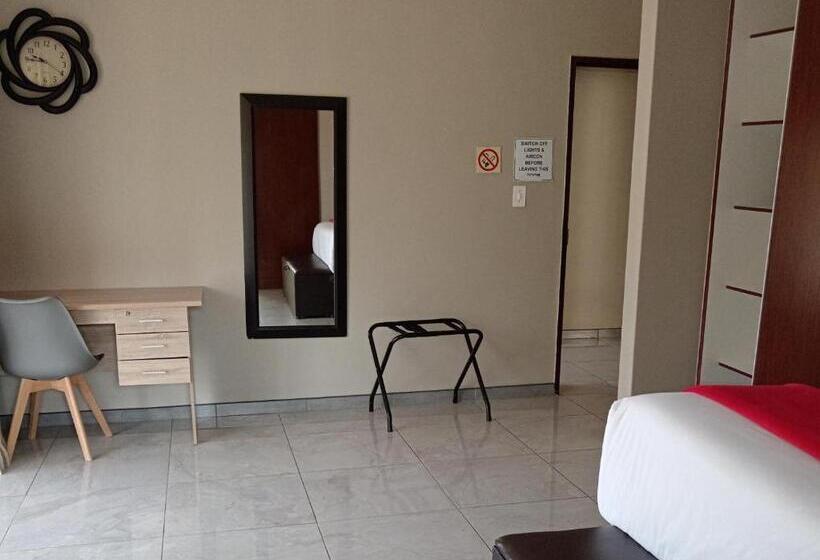 Президентский Люкс, Khutso Boutique