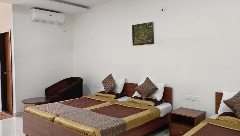 اتاق سوپریور سه تخته, Sugamya Corner Guesthouse