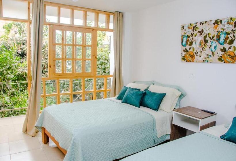 غرفة عائلية, El Huerto Hostel