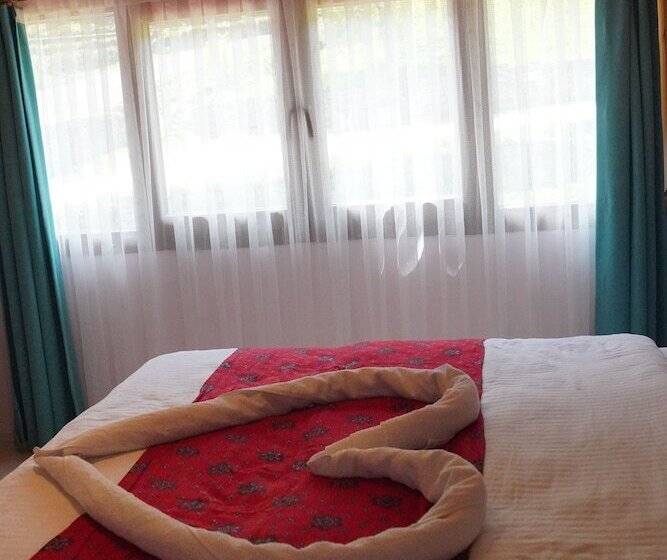 آپارتمان 3 خوابه, Ozbek Suit