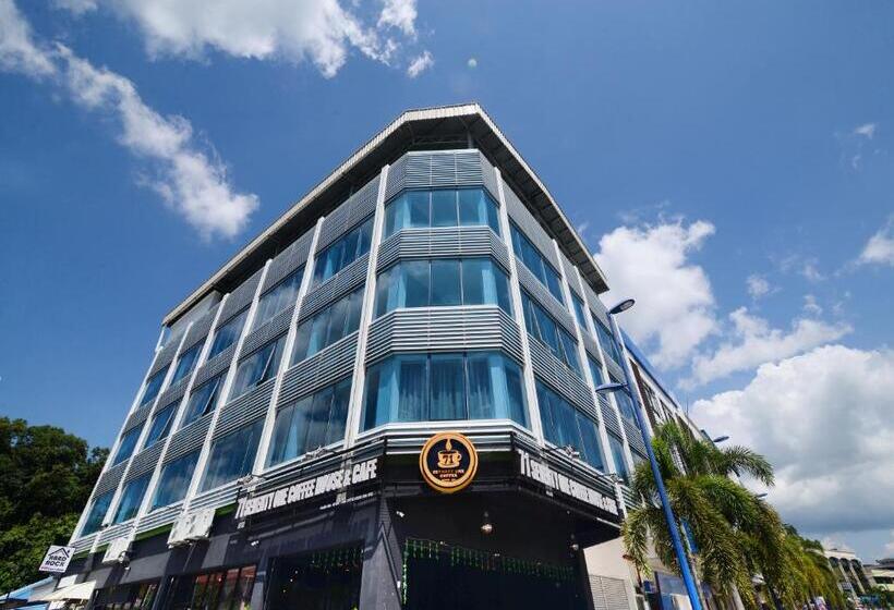 Family Suite, Hard Rock Vip Guest House