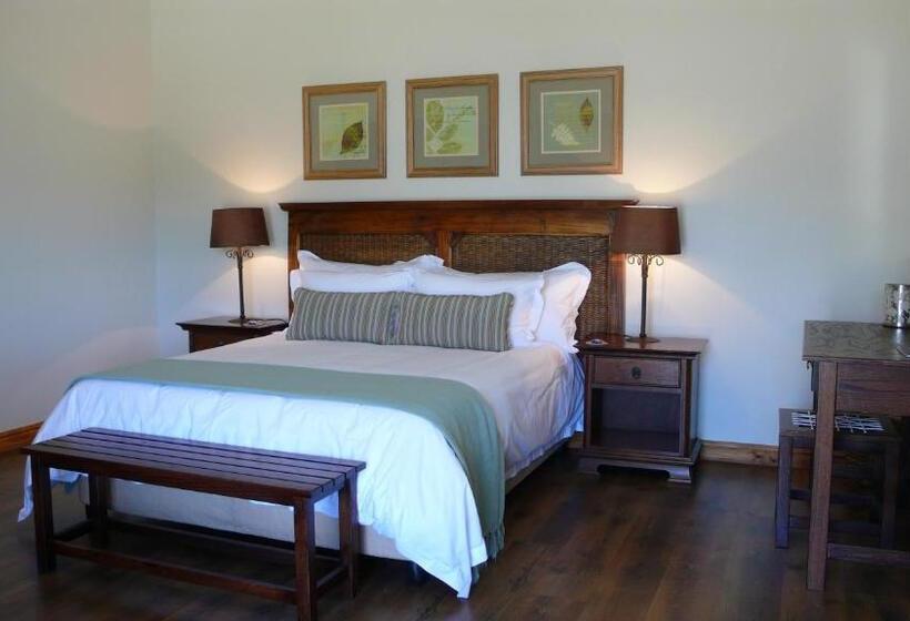 Семейный Номер, Honeylocust Guesthouse