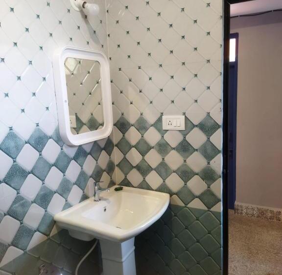 Номер Deluxe Вид на Море с Балконом, Bens Inn