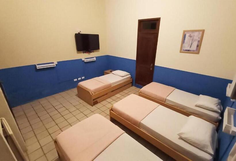 이코노이 4인룸, Pousada Casa Grande