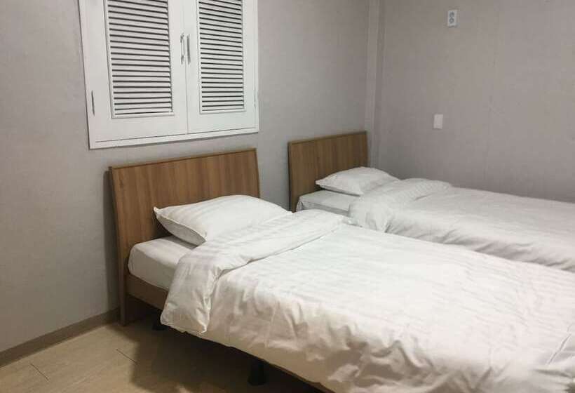 اتاق استاندارد, Daegu 동성로 Gyeong`s Hostel