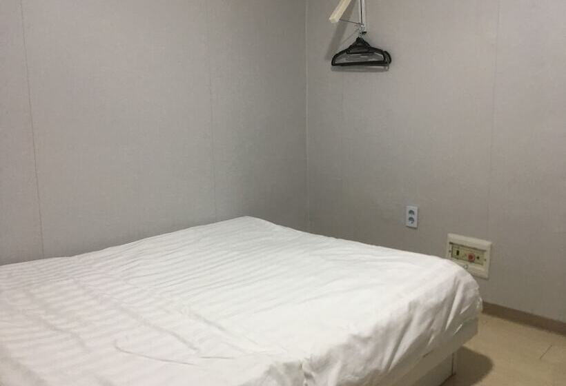 اتاق استاندارد, Daegu 동성로 Gyeong`s Hostel