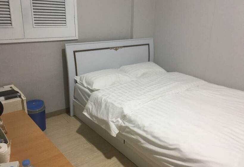 اتاق استاندارد, Daegu 동성로 Gyeong`s Hostel