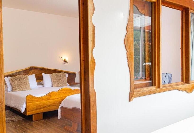 غرفة عائلية مطلّة علي الجبل, Hospedaje Vista Hermosa Salento