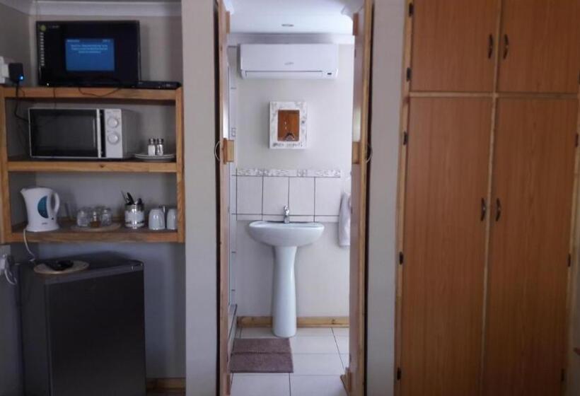Номер Стандарт, Karoo Inn