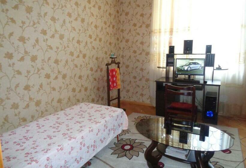 اتاق استاندارد یک نفره, Guest House Levan Ii Dadiani