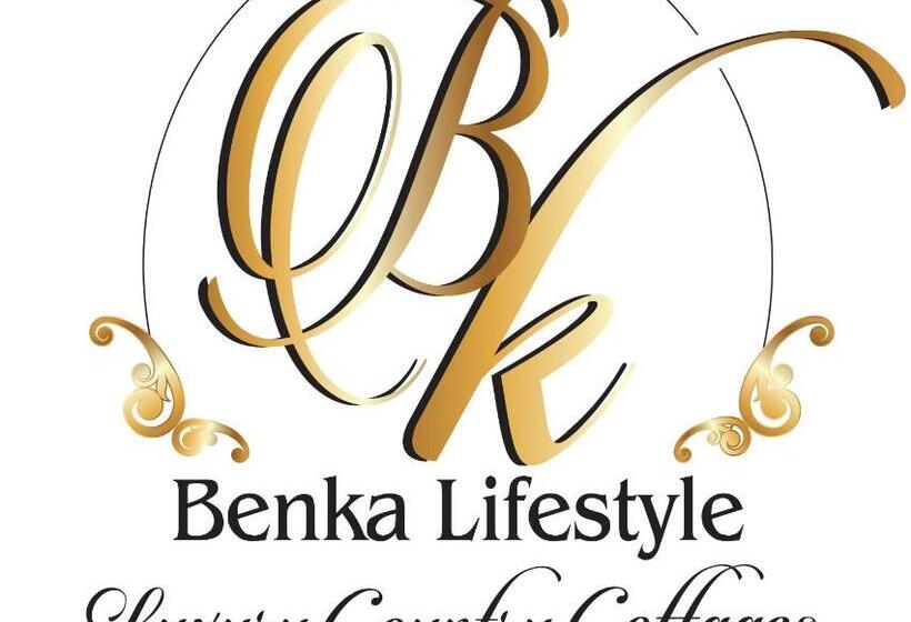 کلبه ییلاقی, Benka Lifestyle Country Cottages
