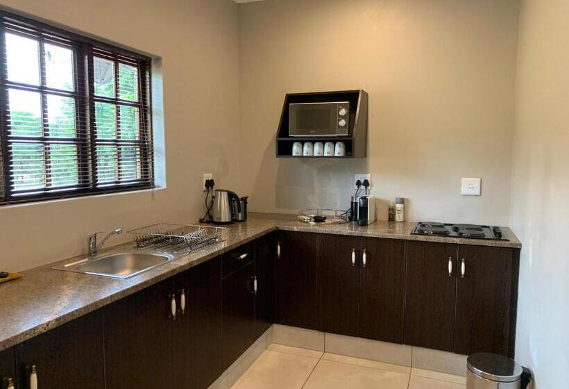 سوئیت با تخت بزرگ, Benka Lifestyle Country Cottages