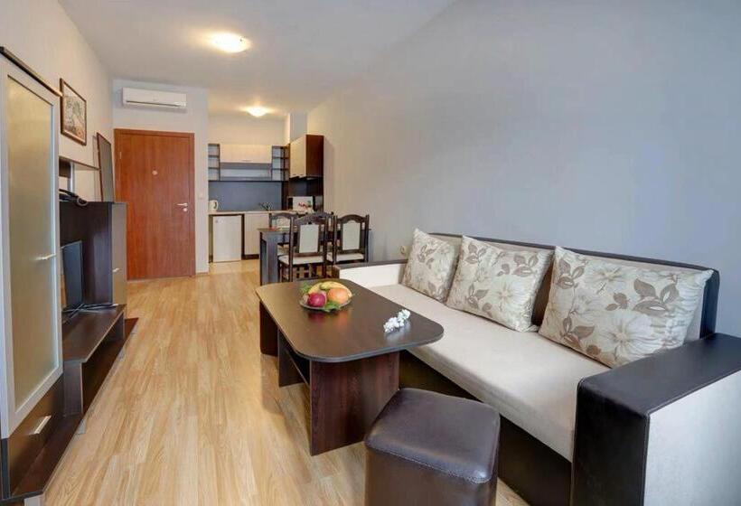 Апартаменты 1 Спальня Боковой Вид на Море, 1 St Line Izvora Sea View Apartments On Golden Sands